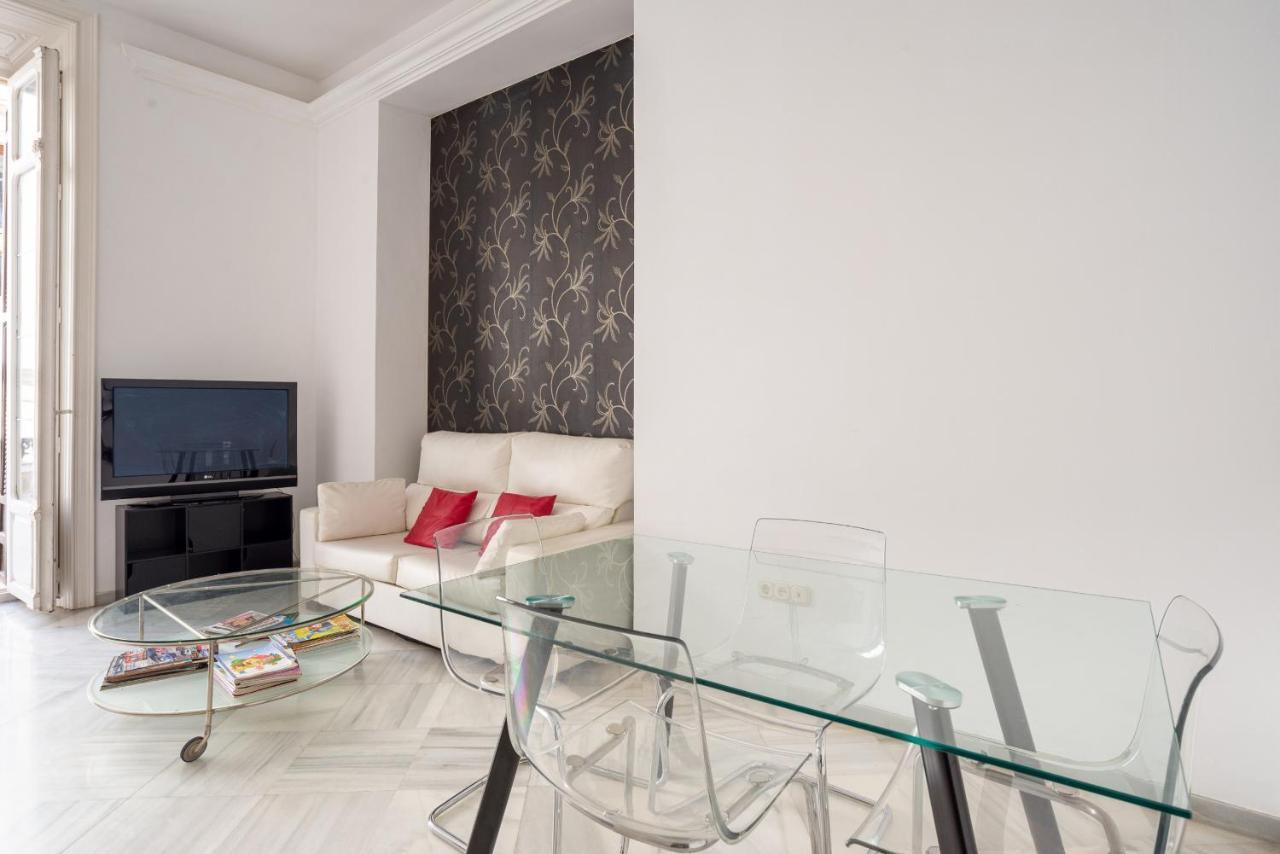 Urbe10 Cister 1 Bedroom Apartment Málaga Extérieur photo