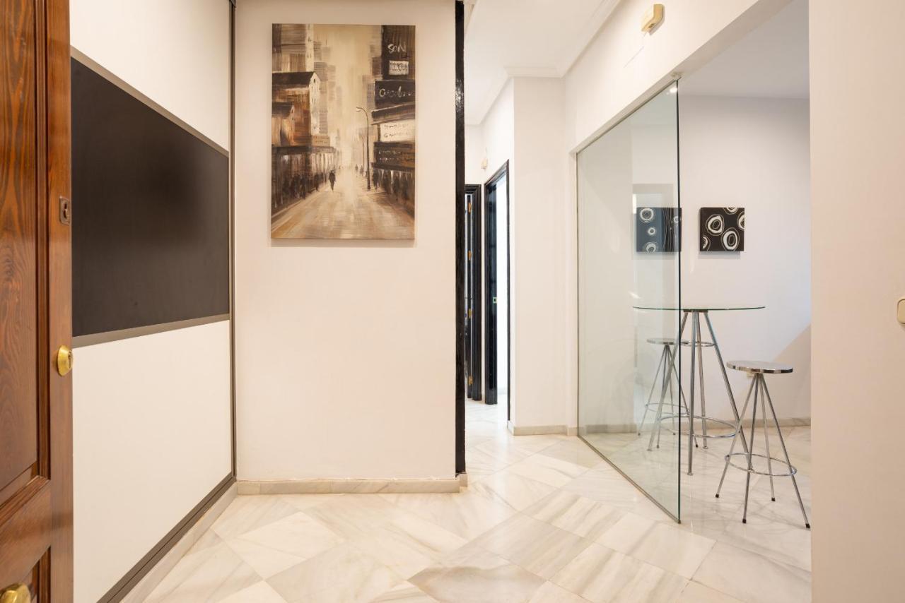 Urbe10 Cister 1 Bedroom Apartment Málaga Extérieur photo